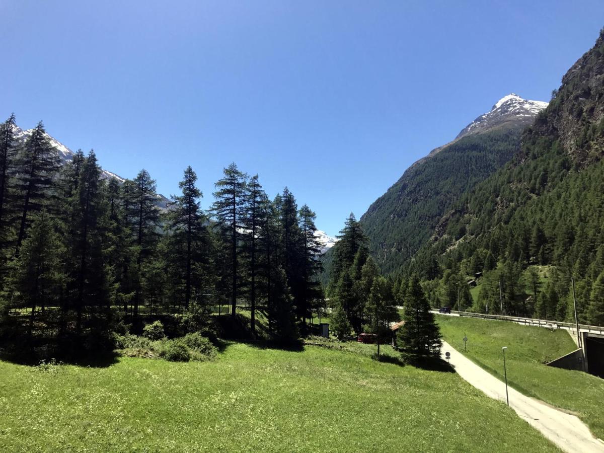 B&B Matterhorn Golf Randa Εξωτερικό φωτογραφία