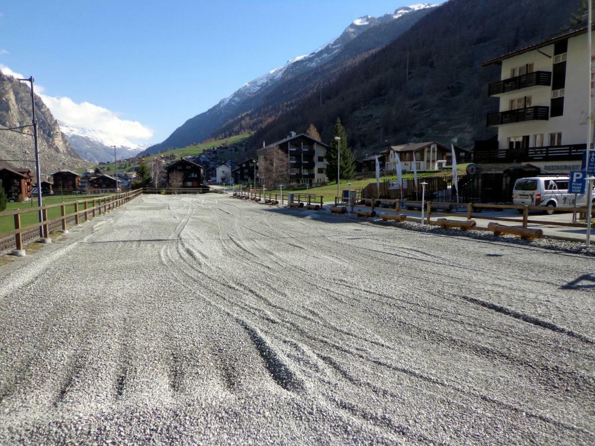 B&B Matterhorn Golf Randa Εξωτερικό φωτογραφία